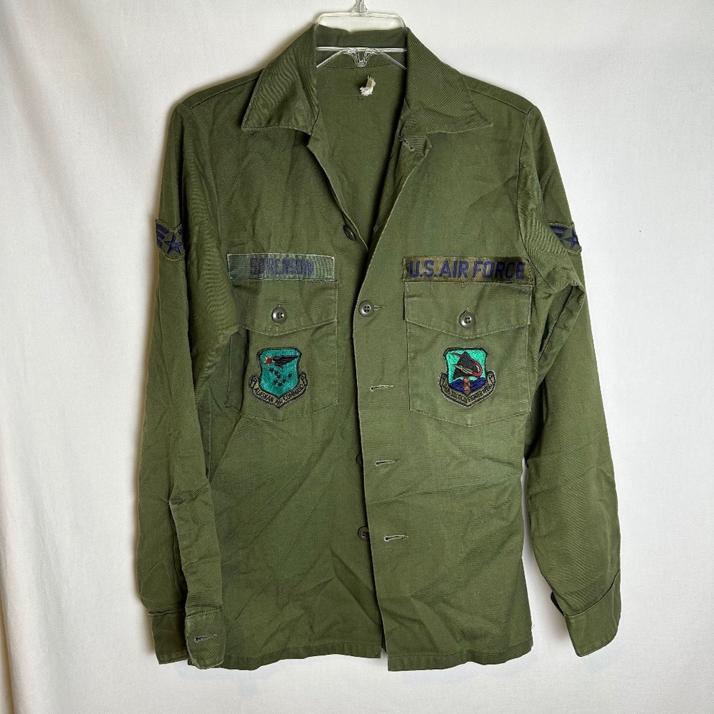 U.S. Air Force VINTAGE Utility Shirt 1970s, Green | Sz 14.5 / 33